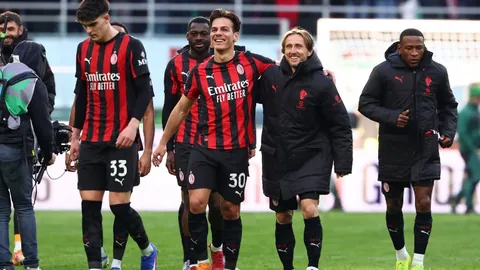 [图]太阳逆转雄鹿，布克1.7秒绝杀杜少砍下38分